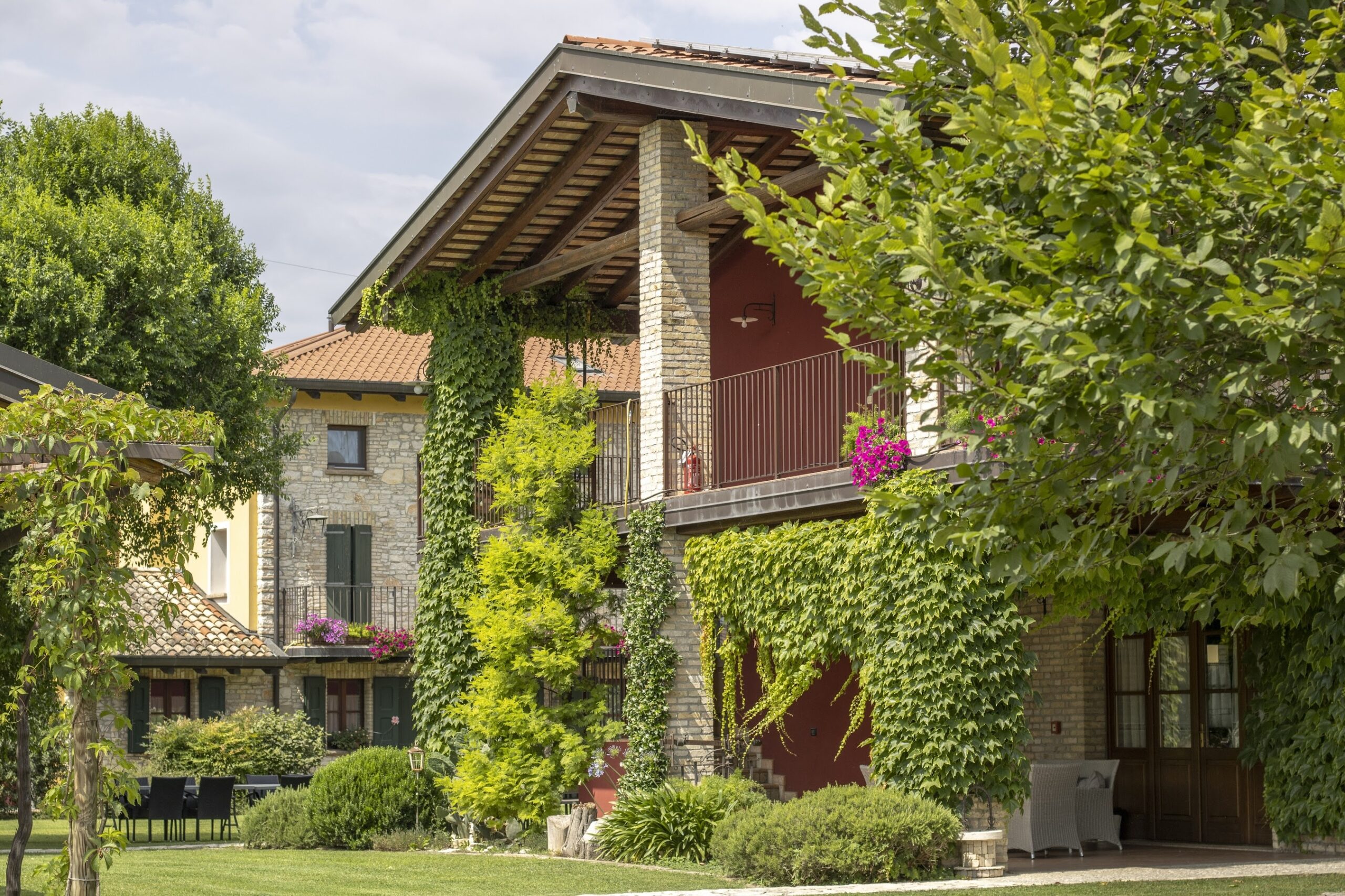 Un calice in giardino?  La Primavera è finalmente arrivata!